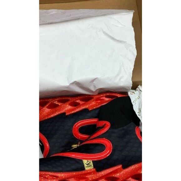 TRONUS Bred Signature Series One New NIB Excellent Running Collectible Size 10 - Picture 4 of 6